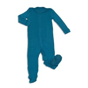 NWT Bamboo Deep Ocean Teal Zippy Footie Silkberry
